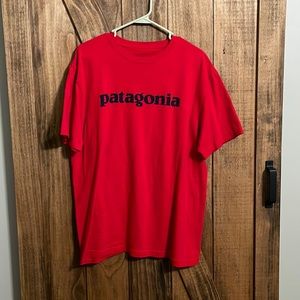 Red Patagonia 100% Organic Cotton T-shirt, Size Large.